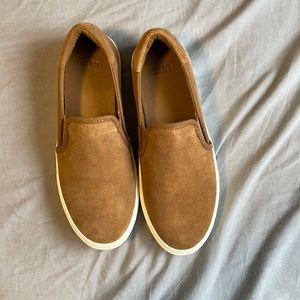 Ugg Jass slip ons